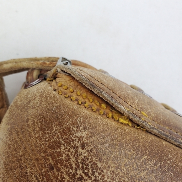 RAWLINGS Catcher Mitt Walker Cooper 10.5” RHT Leather Baseball Glove VTG 50s 60s - Picture 13 of 16